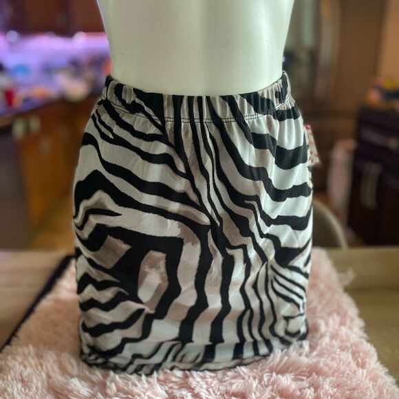 Zebra print mini skirt - Picture 1 of 3